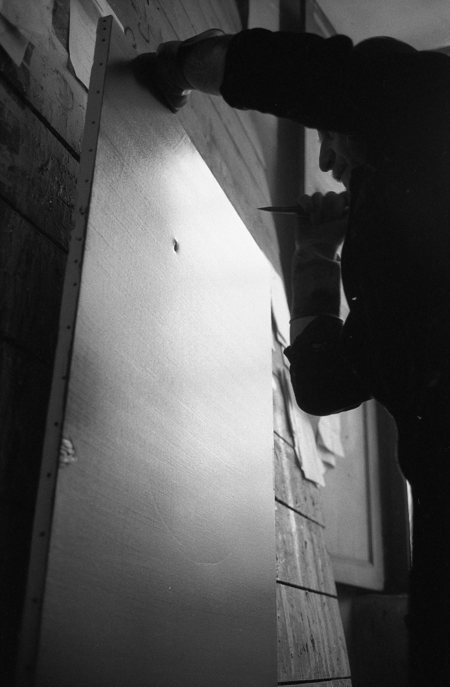 Lucio Fontana, The Sun, Milan (1)